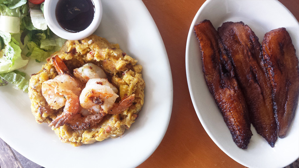 Coquitos Waianae Shrimp Mofongo