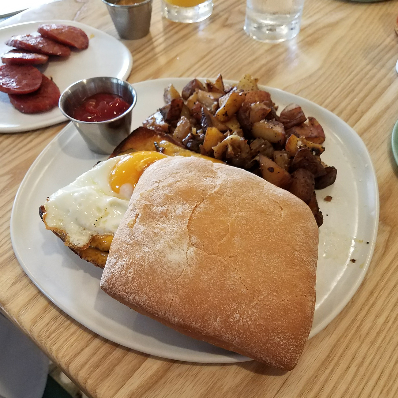 Breakfast at the Hideout Laylow Waikiki