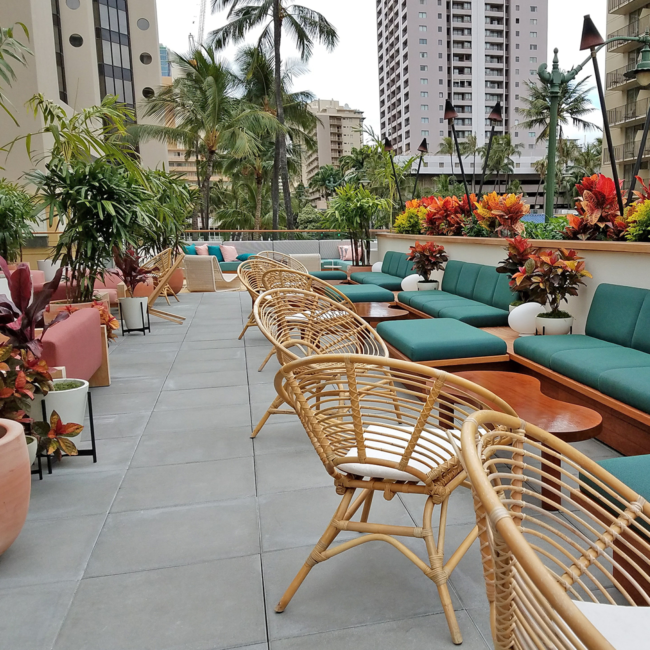 Laylow Waikiki Hideout Seating