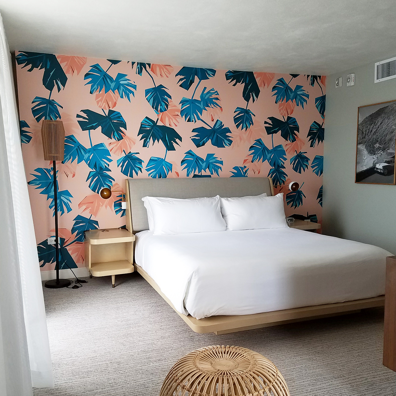 Laylow Waikiki room overview