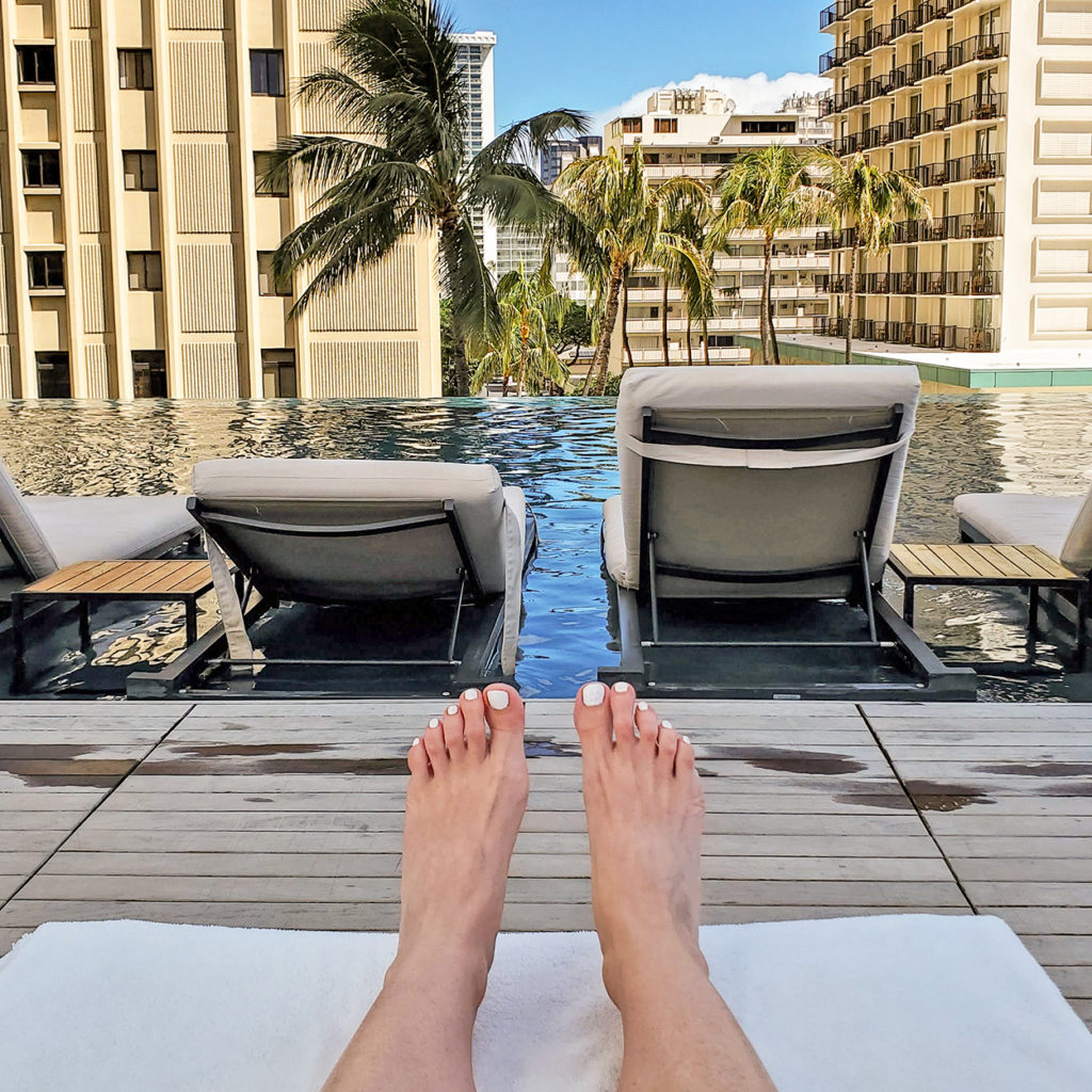 Alohilani Resort Waikiki Pool